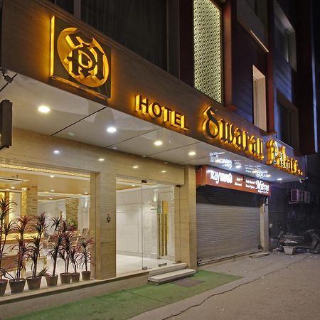 Hotel Swaran Palace Delhi  Bagian luar foto